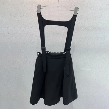 TWOTWINSTYLE Černé Ruched Sukně Pro Ženy s Vysokým Pasem Řádku Minimalistický Volné Mini Sukně Ženy Módní Nové Oblečení 2021 Léto